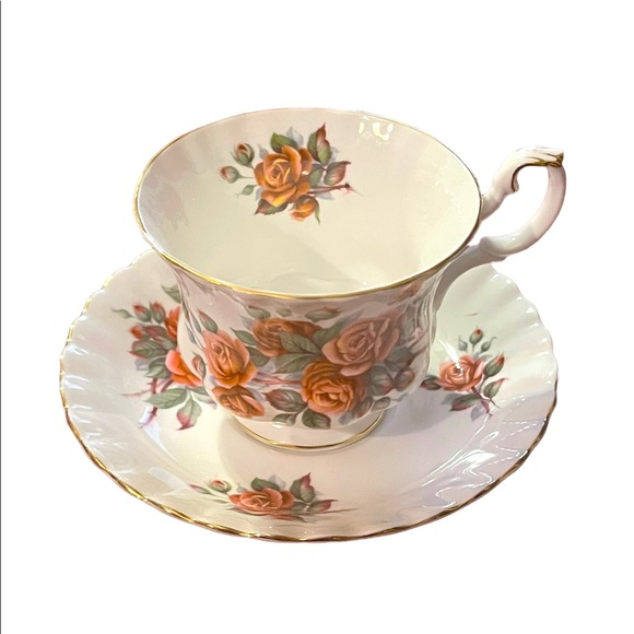 Vintage Royal Albert Centennial Rose Bone China Tea cup Saucer England  Floral